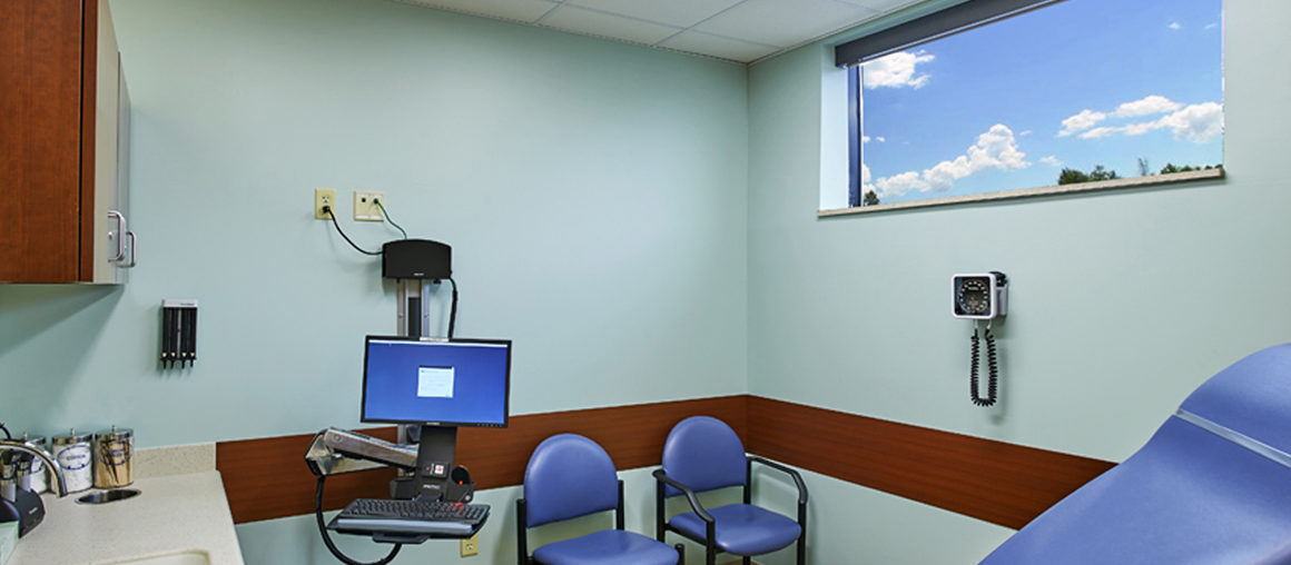 08 Wilson 1st Floor Exam Room Retouch_1160x840